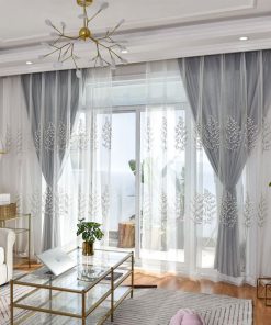 Rèm vải rẻ chống nắng cửa sổ