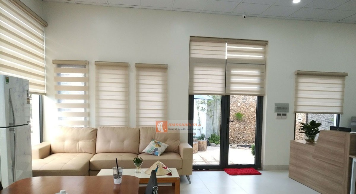 rèm cầu vồng phòng khách